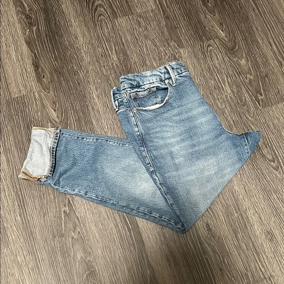 Good American Blue High Rise Jeans with Distressed Details - Picture 2 of 8